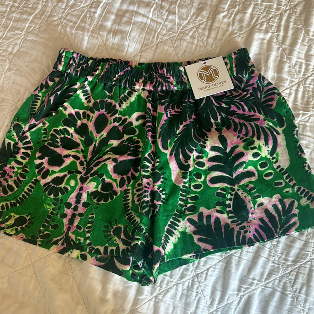 Marie Oliver Monte Linen Shorts in Palm Beach S